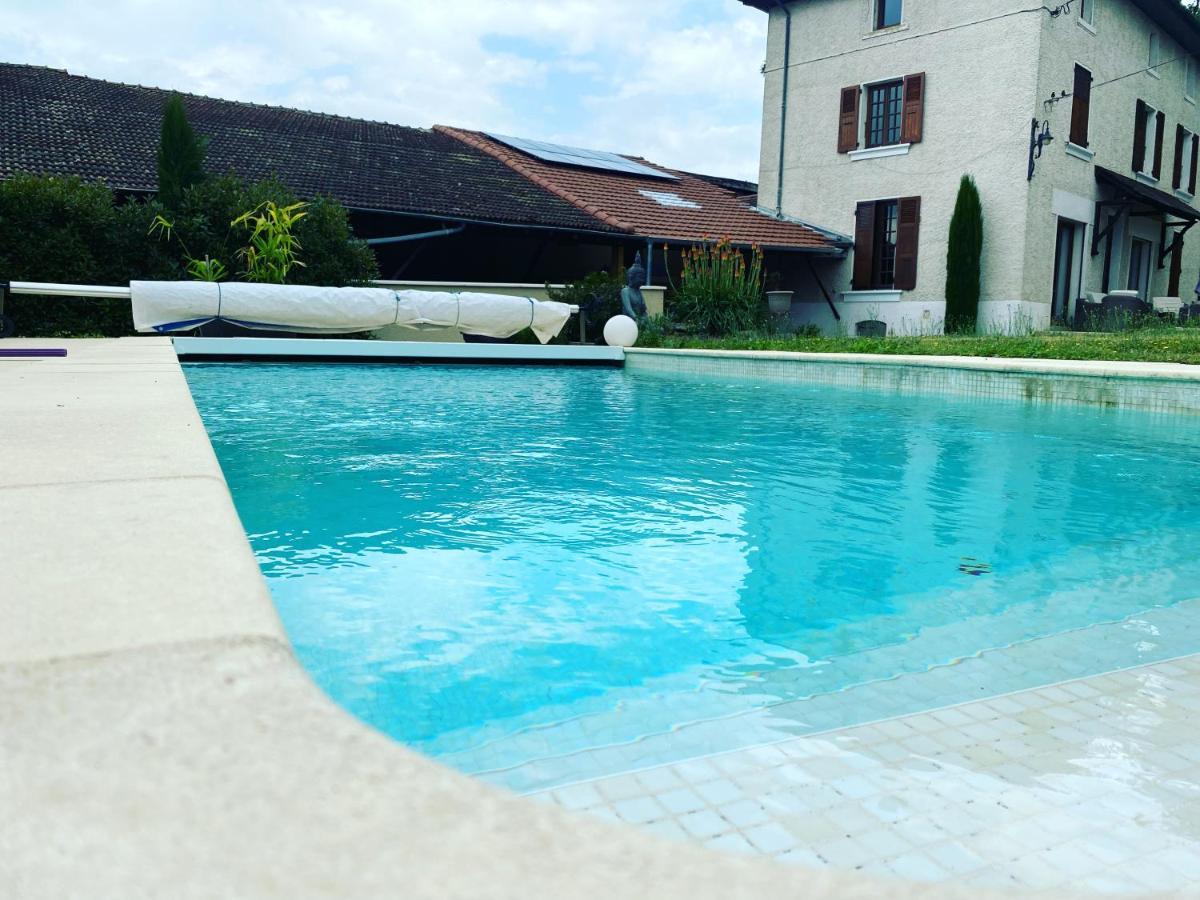 Les Berouds Hotel Salaise-sur-Sanne Kültér fotó